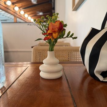 Mami - Natural flower on my table! - Mediterranean Near Me - Cresskill, New Jersey