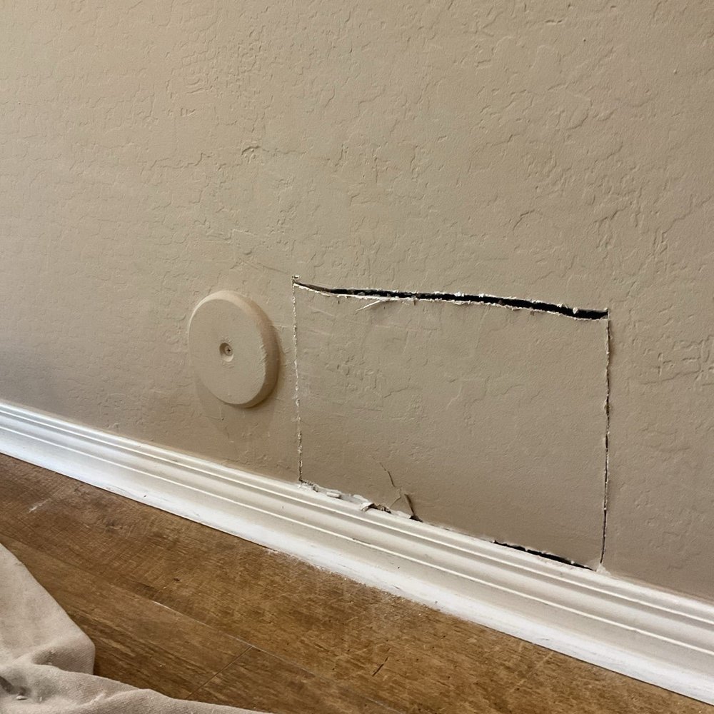 Reddi Services - Pepe replaced the cutout drywall in the wall for easy drywall repair. - Plumbing Near Me - Peoria, Arizona Reddi Services - Pepe replaced the cutout drywall in the wall for easy drywall repair. - Plumbing Near Me - Peoria, Arizona