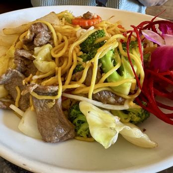 Thai Bella - Chow mein - Thai Near Me - Moab, Utah