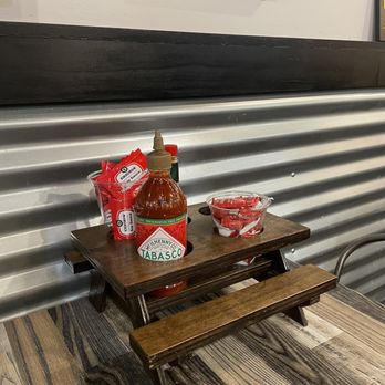 Ai Pono Cafe - Table condiments - Asian Fusion Near Me - Costa Mesa, California