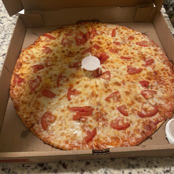 Savannah Pizza Company - Thin crust cheese with tomato pizza - Pizza Near Me - Savannah, Georgia Savannah Pizza Company - Thin crust cheese with tomato pizza - Pizza Near Me - Savannah, Georgia