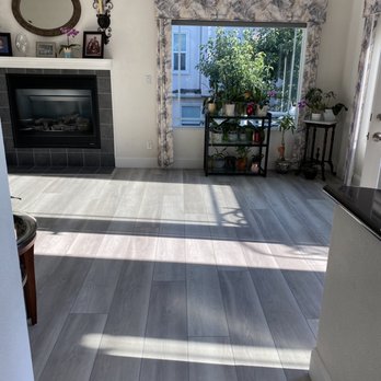 Duran Flooring - Family room - Flooring Near Me Duran Flooring - Family room - Flooring Near Me