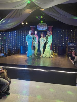 Club Temptation by null