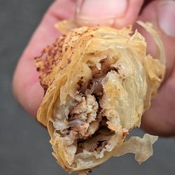 Asukar Palestinian Cuban Fusion - Gilman St first fridays - msakhan rolls - halal sumac chicken