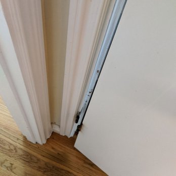 Seattle Vacation Home - Door that fell off hinges and hit my Mom - Vacation Rentals Near Me - Seattle, Washington