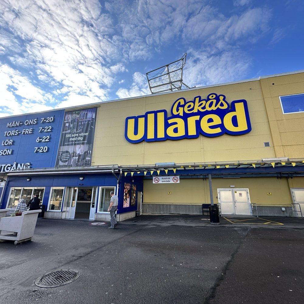 Gekås Ullared - Entrance - Department Stores Near Me - Ullared, N