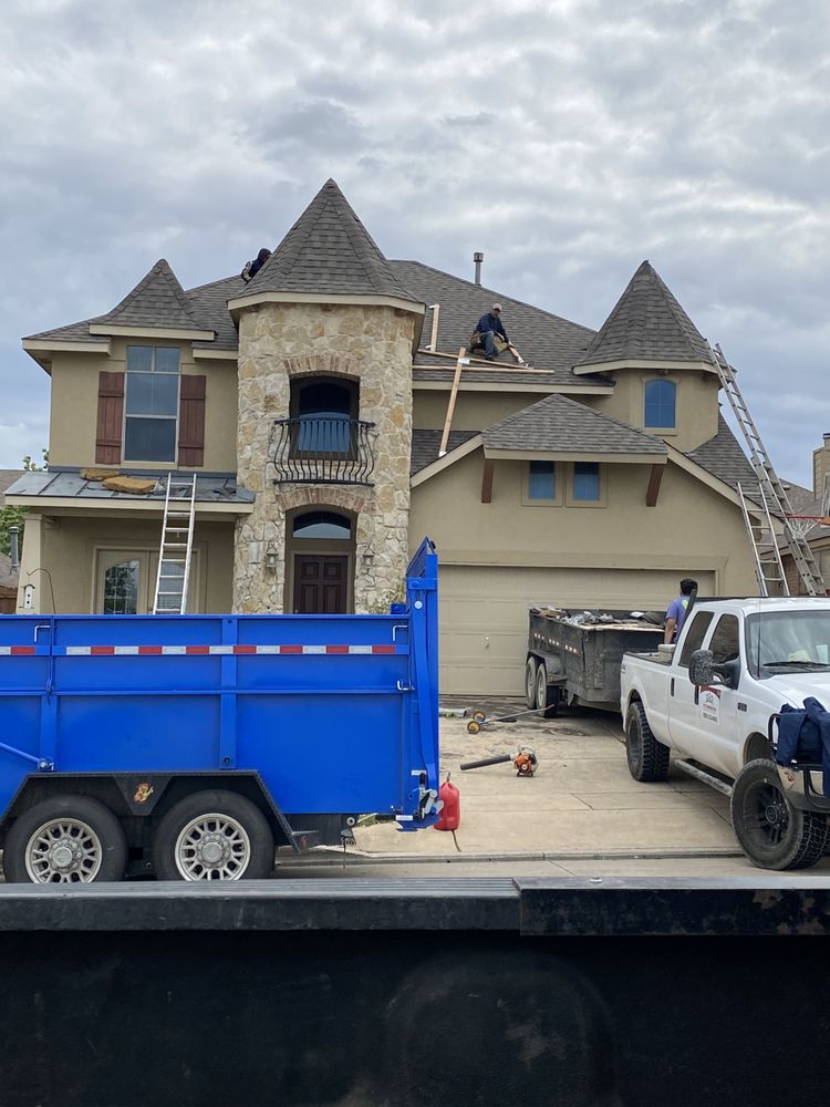 Slide of Elite Construction & Solar