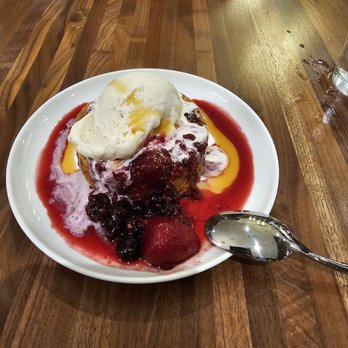 Cooper's Kitchen + Tap - Butter cake hit the spot. - New American Near Me - Las Vegas, Nevada Cooper's Kitchen + Tap - Butter cake hit the spot. - New American Near Me - Las Vegas, Nevada