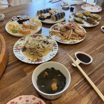 Dempster Sushi - Sushi Bars Near Me - Morton Grove, Illinois