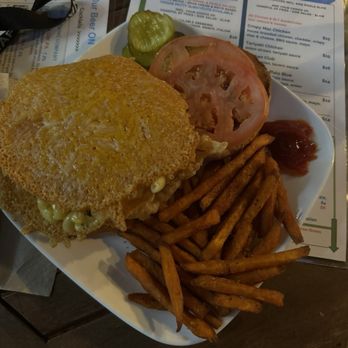 Hilo Town Tavern - crispy mac sandwich - Music Venues Near Me - Hilo, Hawaii Hilo Town Tavern - crispy mac sandwich - Music Venues Near Me - Hilo, Hawaii