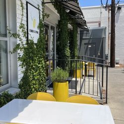 Lemon & Thyme - Outside