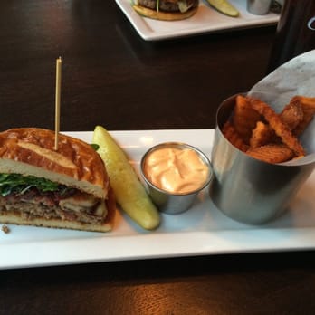 Red Cow St. Paul - Burgers Near Me - St Paul, Minnesota Red Cow St. Paul - Burgers Near Me - St Paul, Minnesota