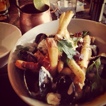 Kraft House No. 5 - Mussels and frites with a Moscow Mule. - New American Near Me - Powell, Ohio Kraft House No. 5 - Mussels and frites with a Moscow Mule. - New American Near Me - Powell, Ohio