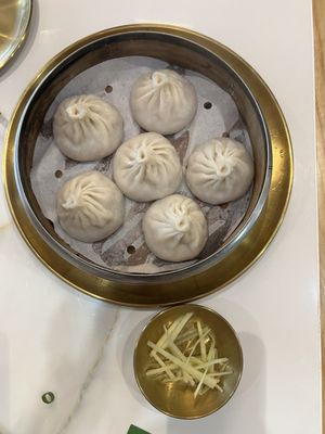 Wu's Shanghai Dumpling(Edison) 上海小笼 by null