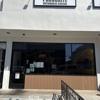 Phovorite Vietnamese Kitchen - Front of Restaurant - Vietnamese Near Me - Culver City, California Phovorite Vietnamese Kitchen - Front of Restaurant - Vietnamese Near Me - Culver City, California