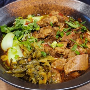 Restaurant Yum & Shine - Chinese Near Me - Laval, Quebec