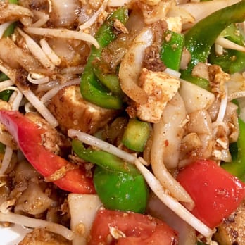Thai 202 - Pad KeeMao with tofu. The best dish. Noodles were soft & fresh taste. Tasty & perfectly cooked. Tofu was perfect for this dish - Thai Near Me - Saint Louis, Missouri Thai 202 - Pad KeeMao with tofu. The best dish. Noodles were soft & fresh taste. Tasty & perfectly cooked. Tofu was perfect for this dish - Thai Near Me - Saint Louis, Missouri