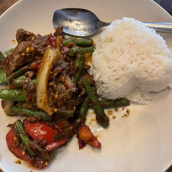Ben Thai Cafe - Pik - king with beef, lunch special, $14. - Thai Near Me - San Francisco, California Ben Thai Cafe - Pik - king with beef, lunch special, $14. - Thai Near Me - San Francisco, California
