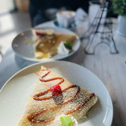 Sweet Paris Crêperie & Café - Allison's Parfait (front) and Dulce de Leche (back)