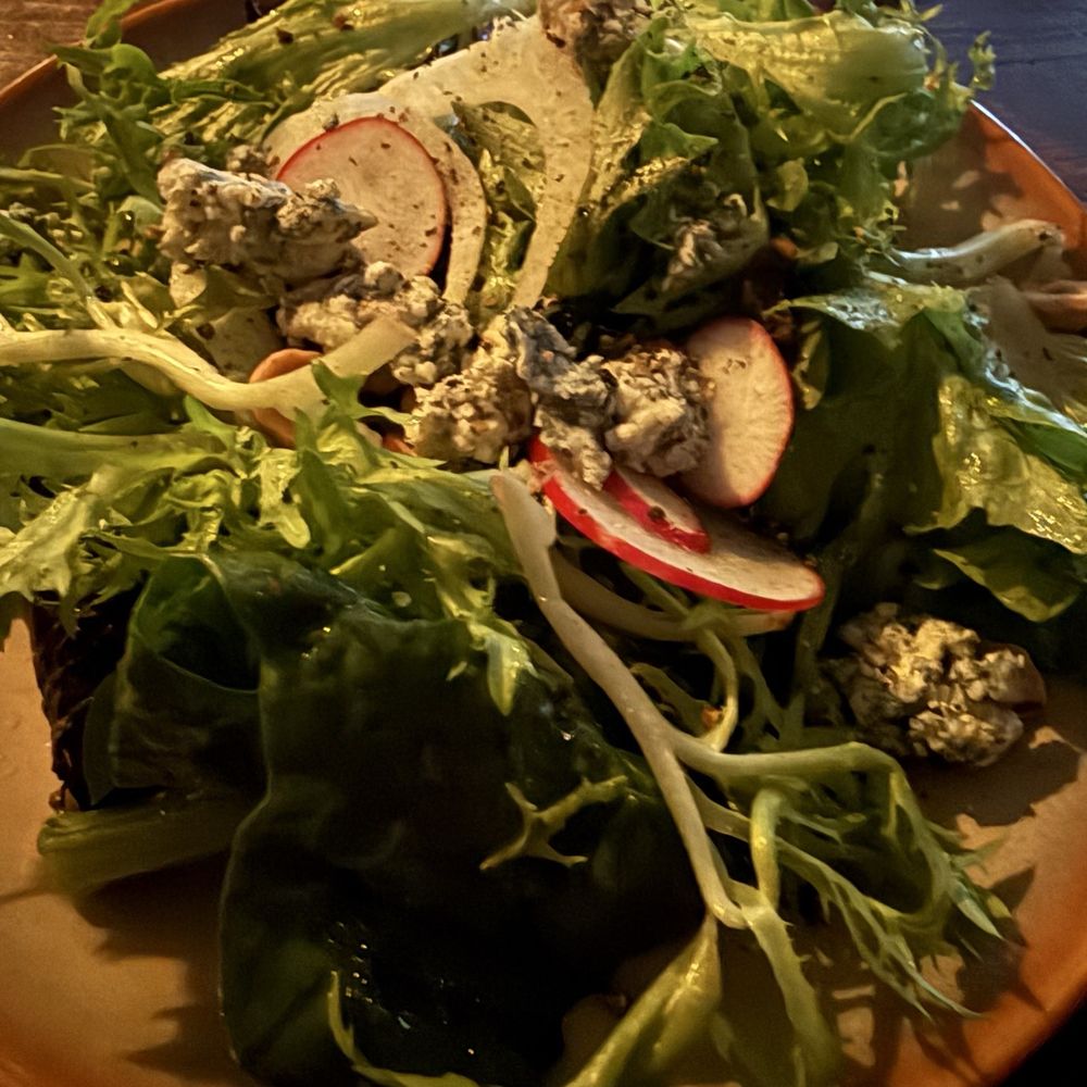 Higgins Restaurant - Salad of winter greens with the blue cheese - French Near Me - Portland, Oregon Higgins Restaurant - Salad of winter greens with the blue cheese - French Near Me - Portland, Oregon