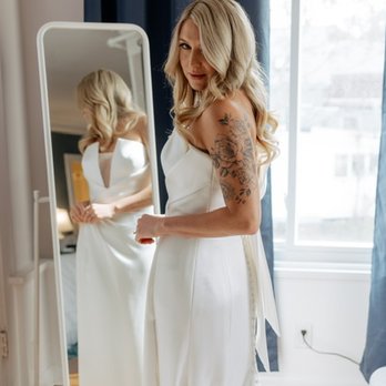 Bonnie's Boutique - Wedding dress: after (KeLi Photography) - Sewing & Alterations Near Me - Brookline, Massachusetts Bonnie's Boutique - Wedding dress: after (KeLi Photography) - Sewing & Alterations Near Me - Brookline, Massachusetts