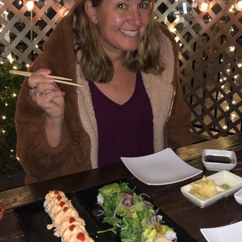 Hon Sushi - Wife was extra happy to have a sushi date night - Sushi Bars Near Me - Corona, California
