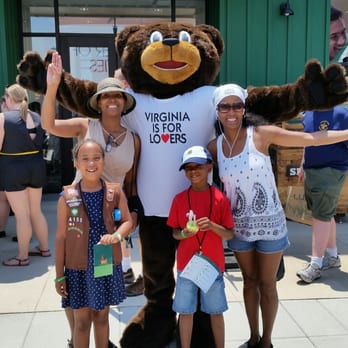 LL Bean - Group pic with LL Bean Bear - Outdoor Gear Near Me - Virginia Beach, Virginia