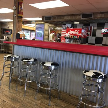 Rays Drive In - Sitting bar only, nothing served here. - New American Near Me - Lufkin, Texas Rays Drive In - Sitting bar only, nothing served here. - New American Near Me - Lufkin, Texas