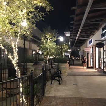 LaCenterra at Cinco Ranch - Shopping Centers Near Me - Katy, Texas LaCenterra at Cinco Ranch - Shopping Centers Near Me - Katy, Texas