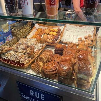 Moulin - Cafes Near Me - Laguna Beach, California Moulin - Cafes Near Me - Laguna Beach, California