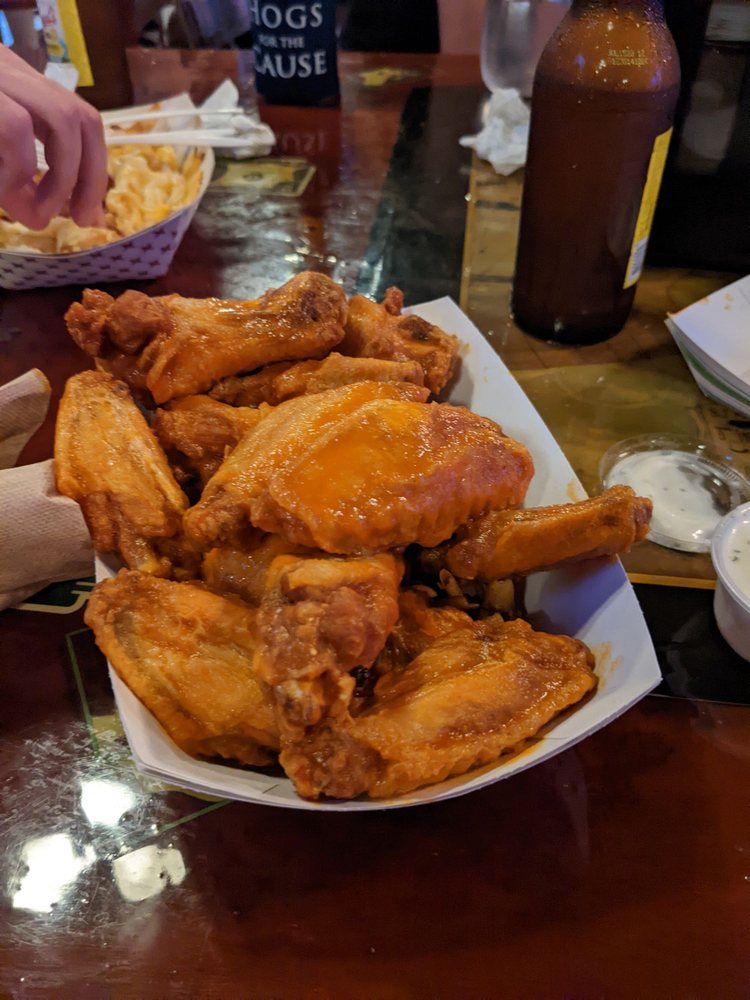 Bomb ass wings. Yelp