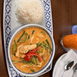 Sisters Thai Kitchen - Panang chicken curry.