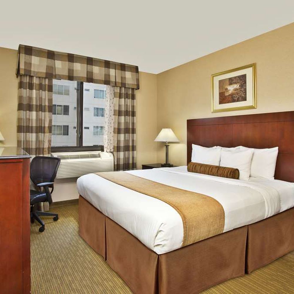 The Best 10 Bed & Breakfast near Yellow Block Bed & Breakfast in Brooklyn,  NY - Yelp