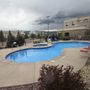 Holiday Inn Express & Suites