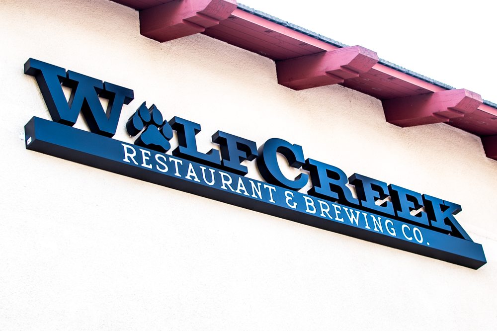 Wolf Creek Restaurant, California | Roadtrippers