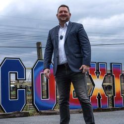 Coexist Glass Gallery - Owner of Coexist Shawn Gold