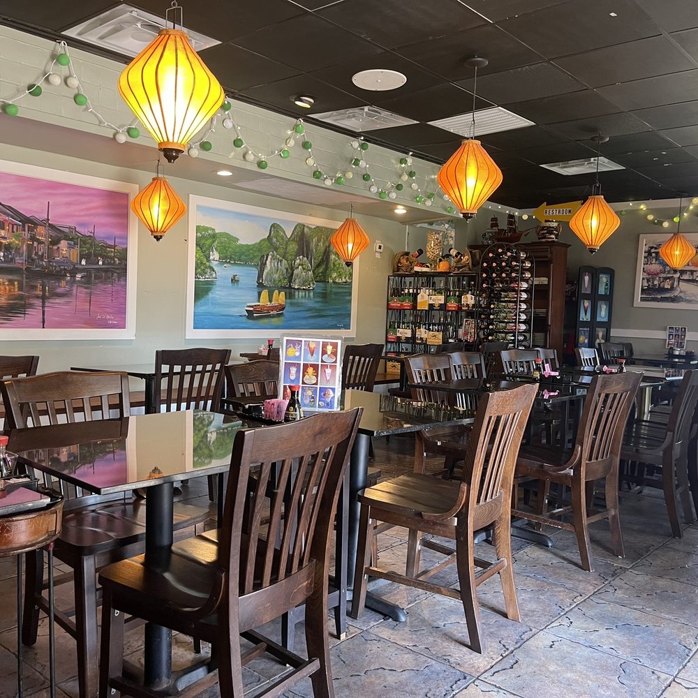 Vietnam Coast - Inside - Vietnamese Near Me - Houston, Texas Vietnam Coast - Inside - Vietnamese Near Me - Houston, Texas