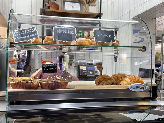 Via Focaccia by null