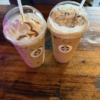 TWIST by Heidy - Left to right: Dulche de Leche ice coffee, s'more's iced latte. - Cocktail Bars Near Me - Tyngsborough, Massachusetts TWIST by Heidy - Left to right: Dulche de Leche ice coffee, s'more's iced latte. - Cocktail Bars Near Me - Tyngsborough, Massachusetts