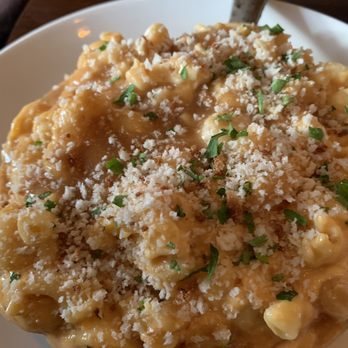 Seafire Steakhouse - Crab Mac and cheese - Steakhouses Near Me - Atlantis, Florida