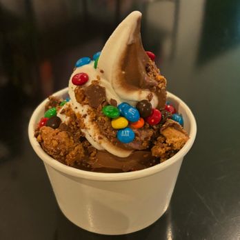 Phroyo - Chocolate/ Vanilla Swirl - Ice Cream & Frozen Yogurt Near Me - Hampstead, North Carolina Phroyo - Chocolate/ Vanilla Swirl - Ice Cream & Frozen Yogurt Near Me - Hampstead, North Carolina