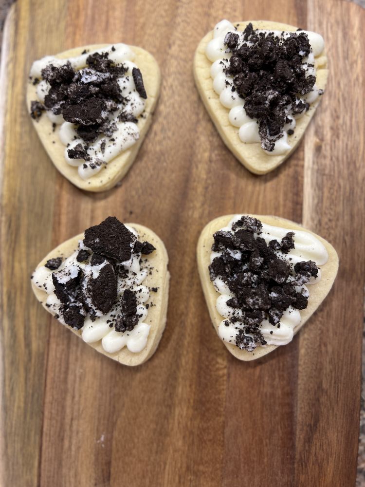 SWEET TZ Updated October 2024 Aliquippa, Pennsylvania Desserts