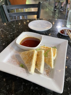 Yellowfinn Grill & Sushi Bar by null