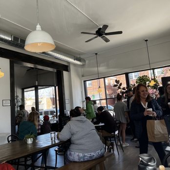Honey Hill Cafe - Indoor - Cafes Near Me - Denver, Colorado