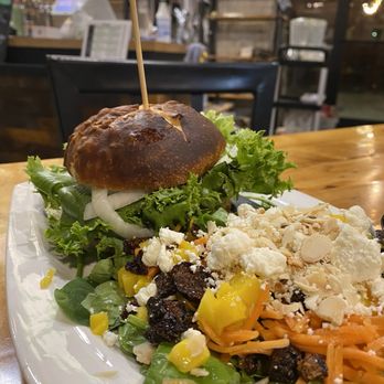Simple Eatery - Elk Burger - Bakeries Near Me - Buena Vista, Colorado