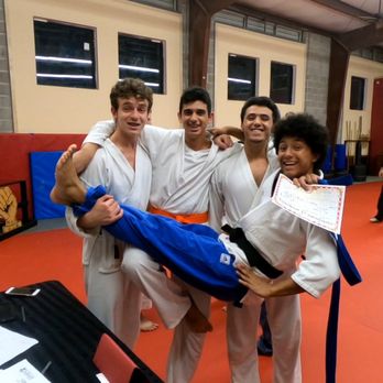 Samurai Karate Dojo - Houston karate dojo students posing after belt test - Karate Near Me - Houston, Texas Samurai Karate Dojo - Houston karate dojo students posing after belt test - Karate Near Me - Houston, Texas
