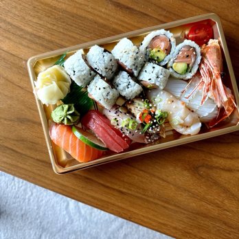Kibo Sushi House - Sushi Bars Near Me - Toronto, Ontario Kibo Sushi House - Sushi Bars Near Me - Toronto, Ontario