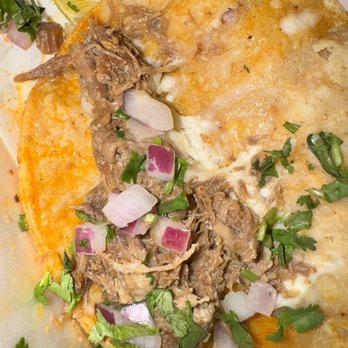 Birria Kings - Idk about you but I'd like queso in my "quesa birria" taco - Tacos Near Me - Chula Vista, California Birria Kings - Idk about you but I'd like queso in my "quesa birria" taco - Tacos Near Me - Chula Vista, California