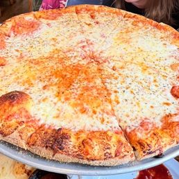 Jumbo cheese pizza