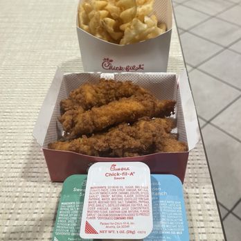 Chick-fil-A - Chick-n-Strips Meal - Fast Food Near Me - Newark, Delaware